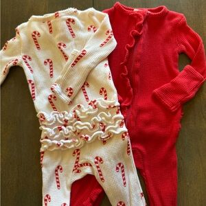 Spearmint Baby set of 2 Ruffle Christmas Footies